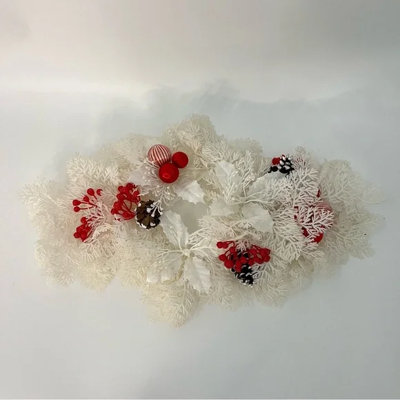 Vintage Plastic Christmas Door Wreath holly ornaments white candy Canes